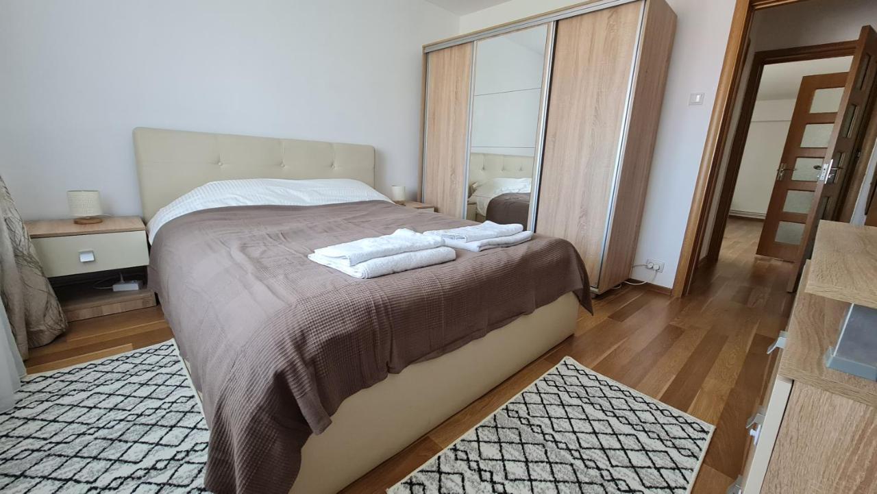 Vs Central Apartment Отопени Екстериор снимка