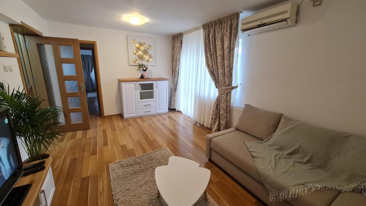 Vs Central Apartment Отопени Екстериор снимка